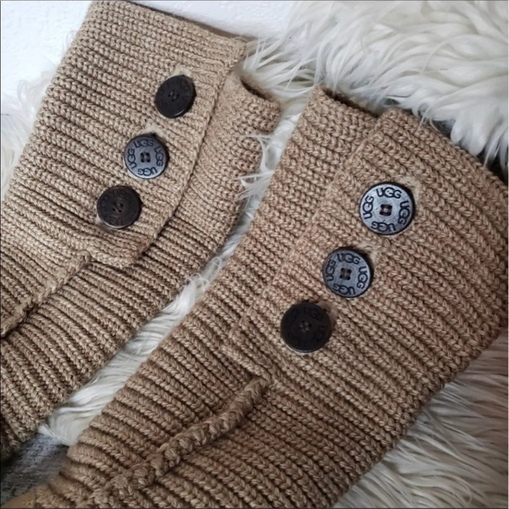 Ugg Authentic - image 3